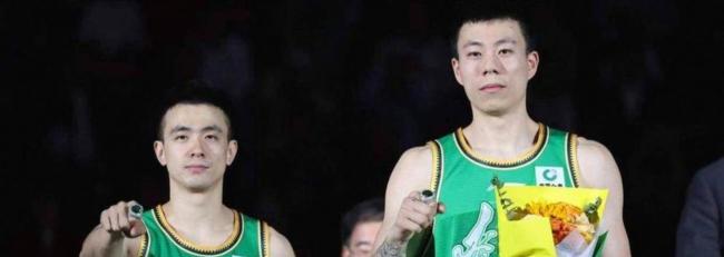 刘国梁王励勤不雅看国乒磨砺