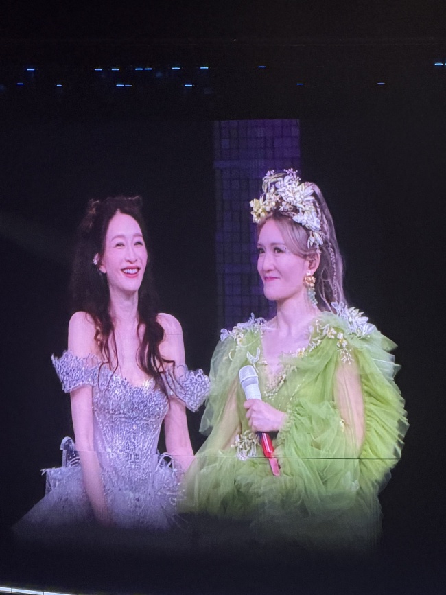 谢娜请儿时偶像林志颖当嘉宾 演唱会星光熠熠