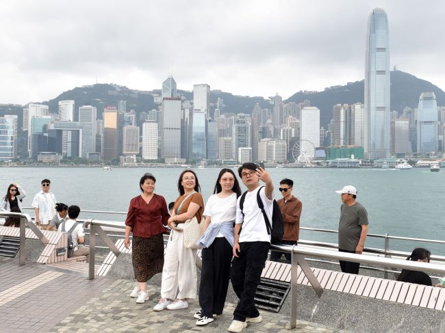 “五一”假期访港内地旅客超百万人次