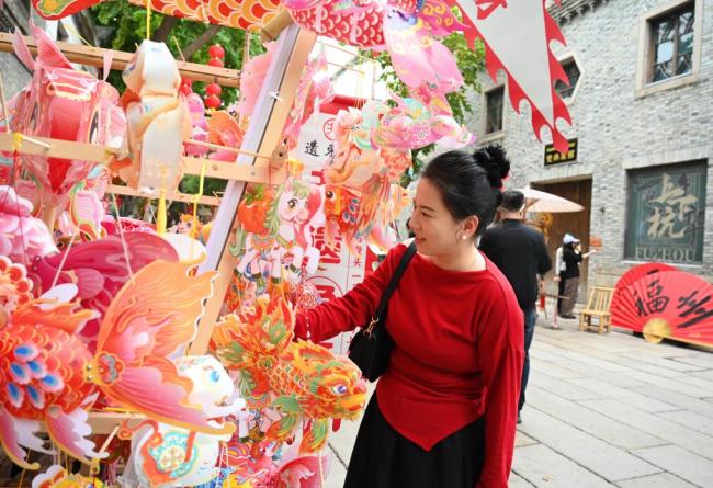从文旅产业GDP占比看中国经济新图景 消费结构升级推动增长