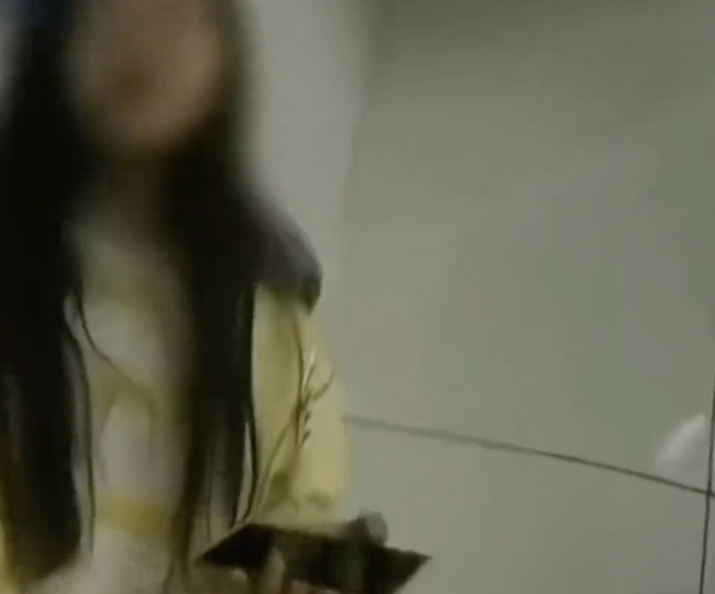 16岁女孩瞒着爸妈出去玩后求助警方 游玩尽兴却身无分文
