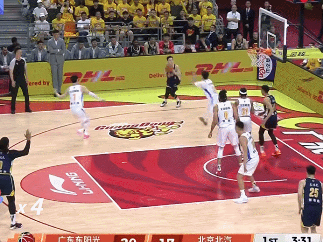 广东男篮险胜北京 张皓嘉三分绝杀 加时激战定赢输