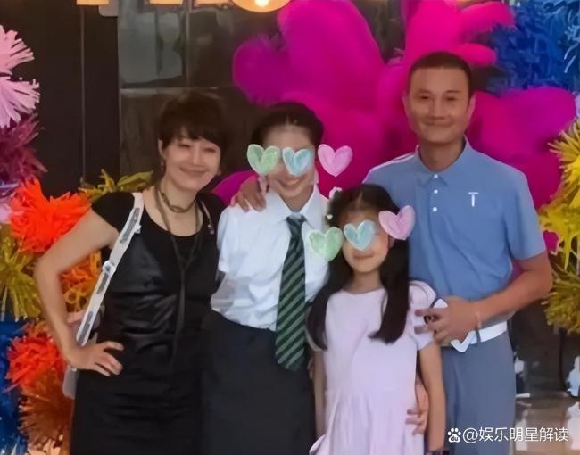 著作开酒吧了 创业新贵再添一店