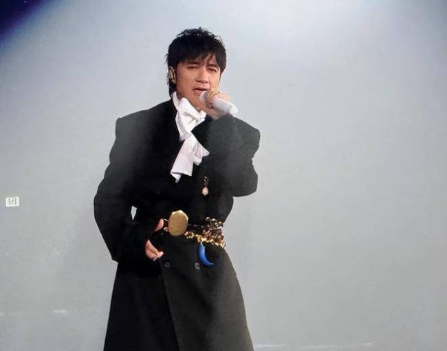 英皇25周年庆容祖儿出场引爆全场 星光妍丽音乐盛宴