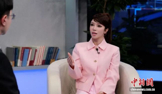 维妮娜说起新疆棉泪流满面