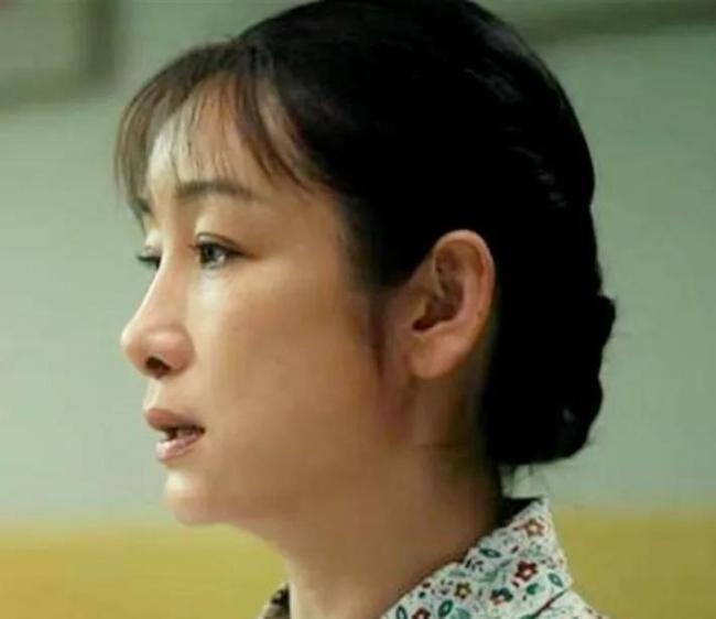 《主角》首播秦海璐凭“味儿”出圈，网友：这才是70年代名伶该有的焰火气 陕西方言添地域质感