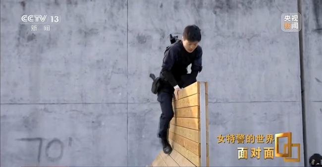 毫厘之间百步穿杨 看中国女特警闪耀特警世界杯
