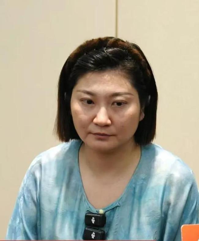 王暖暖回应账号归属 友好协商解约