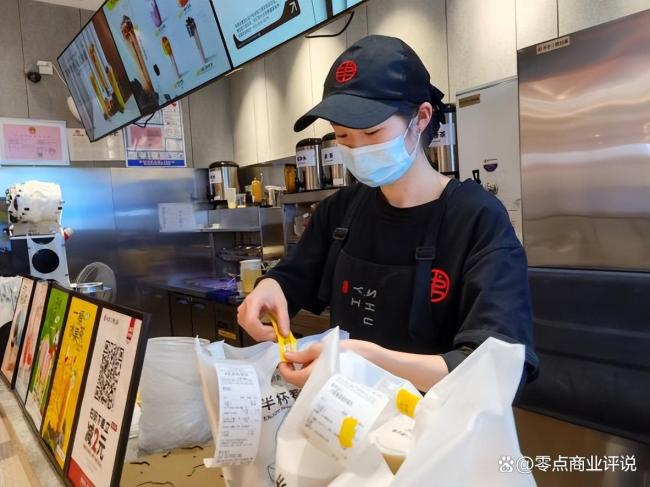 新规要求外卖必须贴食安封签 小封签撑起大未来