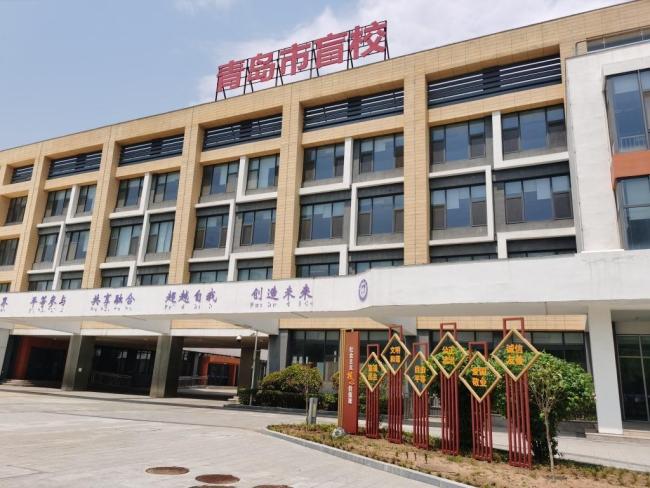 17岁全盲少年自学编程写出30万字代码 黑暗中的追光者