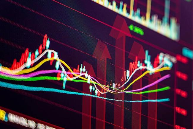 英伟达股价创历史新高 市值突破5.5万亿美元