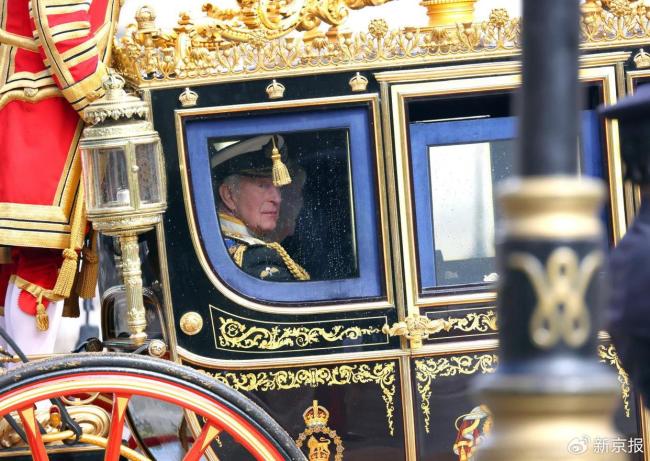 英国首相斯塔默，会被迫下台吗？ 选举惨败引发党内危机