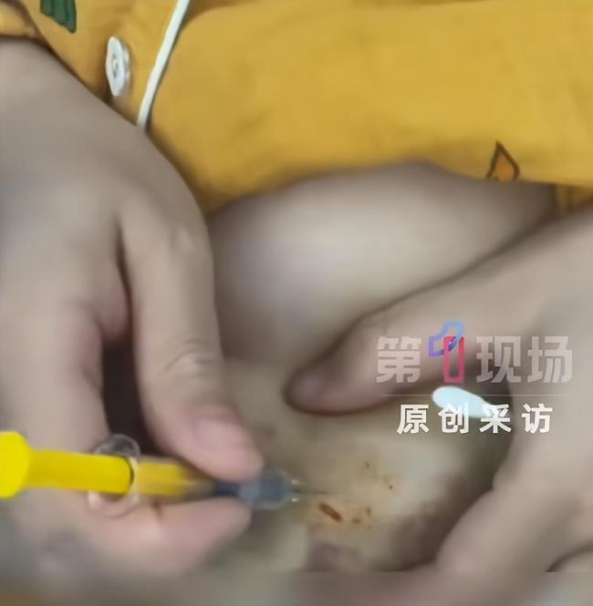 7人蒙面当街抢走2岁幼童 主谋是生父 亲情破裂悲剧上演