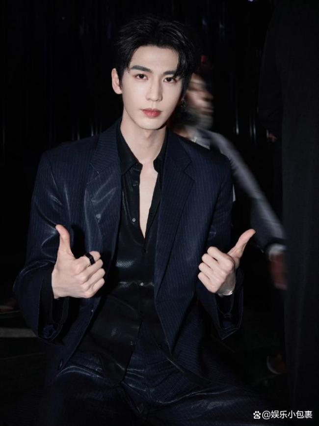 张凌赫gucci大秀登美趋第一 内地男演员新突破