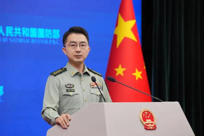 国防部回应菲律宾侵占中国岛礁 坚决维护主权权益
