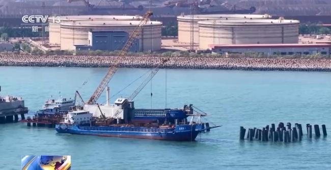 40万吨巨轮究竟多大 海上巨无霸揭秘