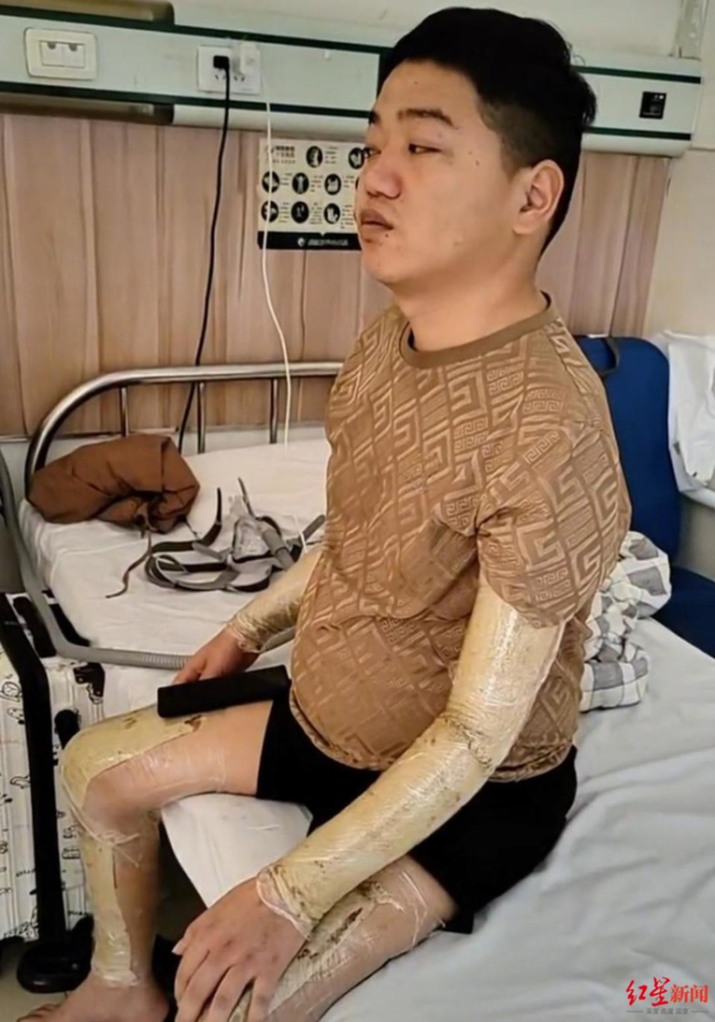 男子患病妻子卖掉房子为其治病 不离不弃共抗病魔