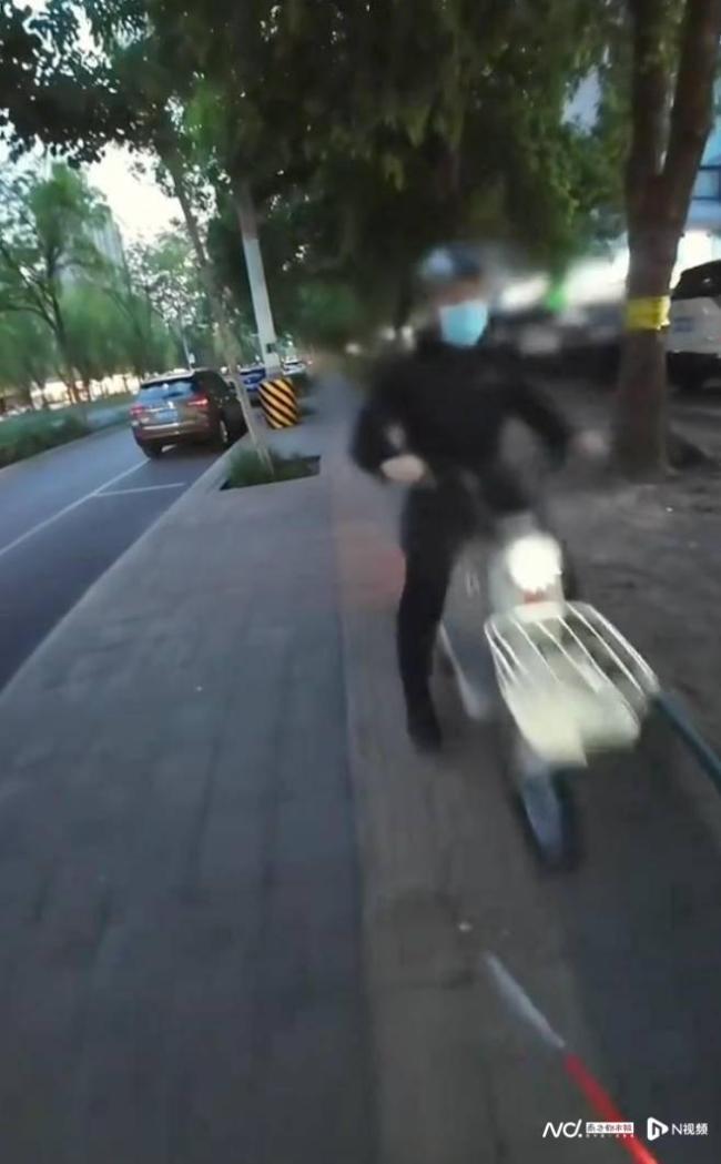 博主：泡药杨梅危害触目惊心 风波影响多个直播间