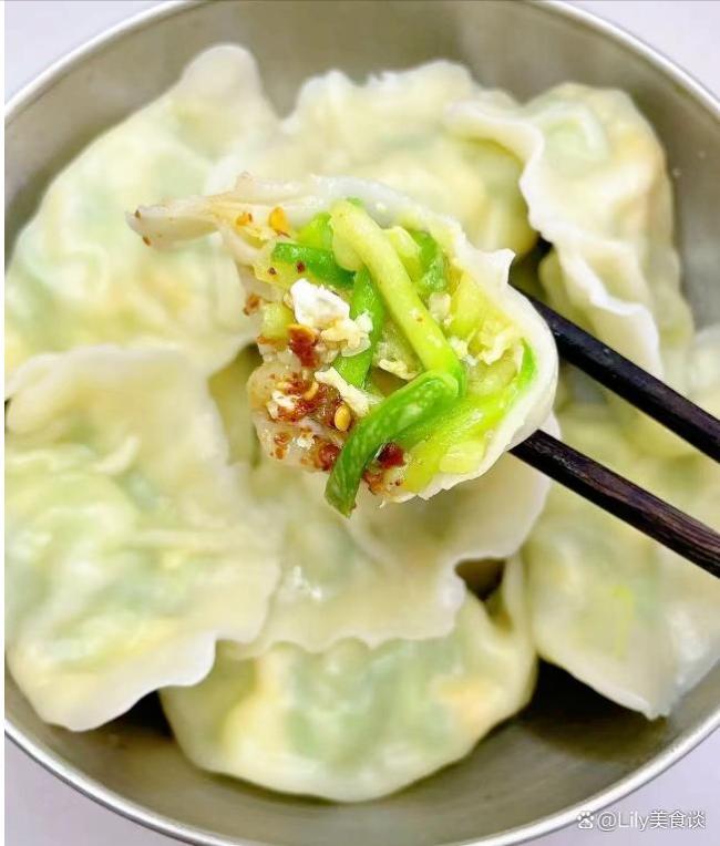 小满，使劲吃这菜！ 西葫芦正当季