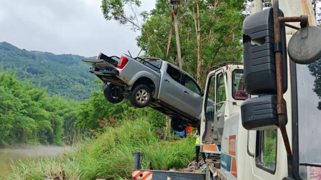  廣西環(huán)江墜河車輛已打撈上岸 已致8人遇難
