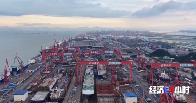 “海上巨無霸”排隊出海 我國造船業(yè)領(lǐng)跑全球市場