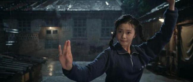 被大女主「騙」進(jìn)來后，才發(fā)現(xiàn)真正的主角另有其人 每個認(rèn)真生活的人都是主角