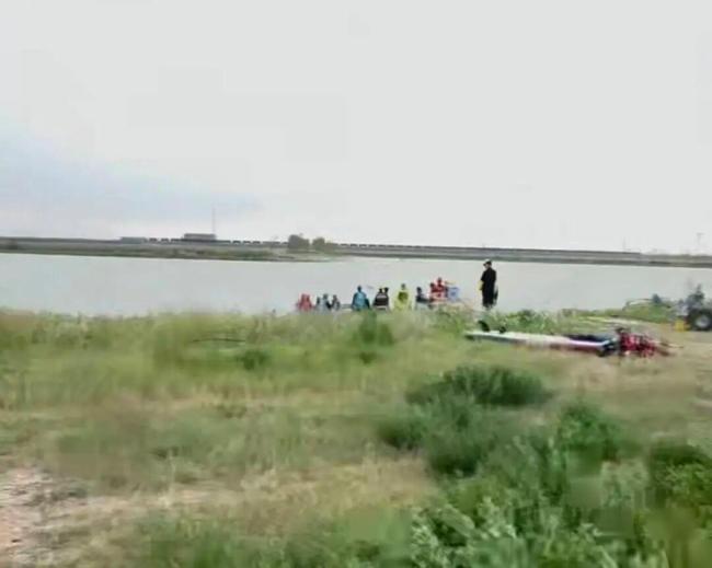 高空跳伞遇难女子生前说突然让跳伞 未换衣成最后遗言
