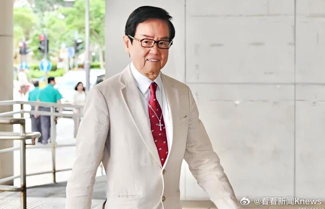 79岁香港导演黄百鸣被判有罪