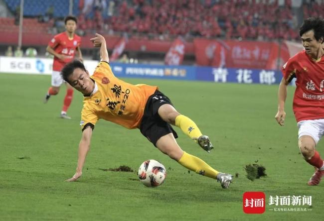 川超成都双杀德阳 主场再胜锁定优势