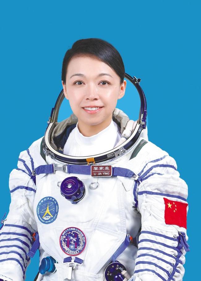 一名中国航天员将在太空出差一年 实施首个太空人体研究计划