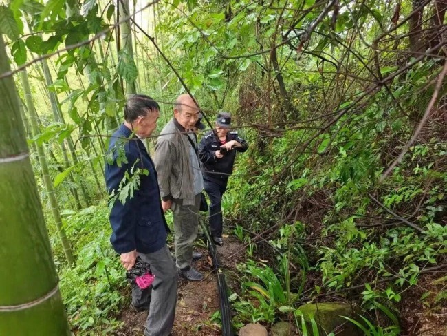 暴雨中电话叫醒大家的“谢会计”已遇难,村民回忆:他让我快跑,谢会计之后再没听到回音