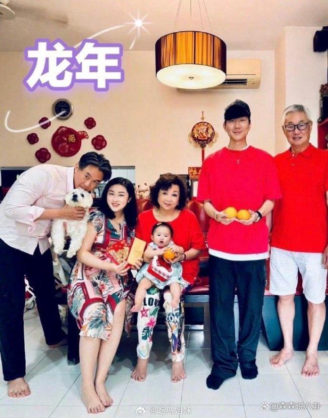林俊杰母亲回应是否喜欢七七 态度微妙闪烁其词
