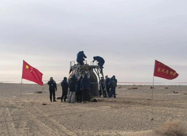 航天员返航时为何要穿航天服 发射、返航过程最危险