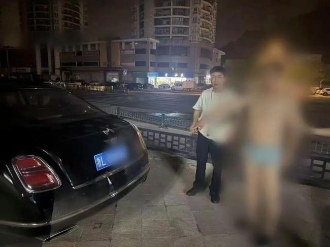 警方3小时追回价值30万被盗金条名表 高效破案完璧归赵