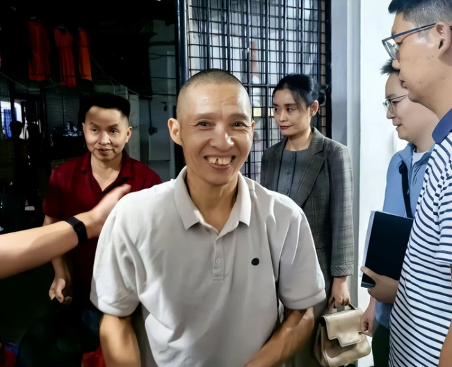 菲律宾查扣69名中国工人有何图谋 无理扣押终获释