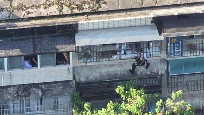 我不上 孩子就没了：生死救援展现担当