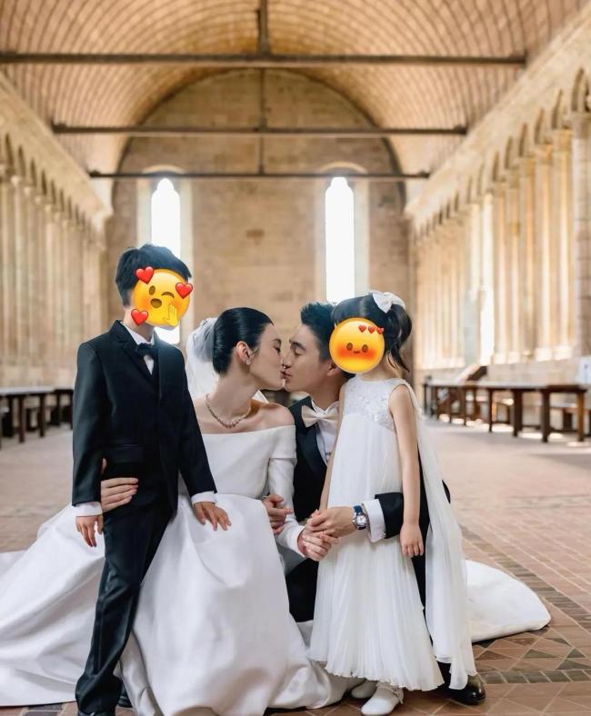奚梦瑶何猷君婚礼比伯同款摄影师 奢华细节揭秘