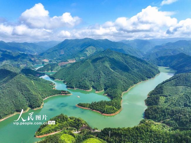 湖南江華：水庫風(fēng)光美