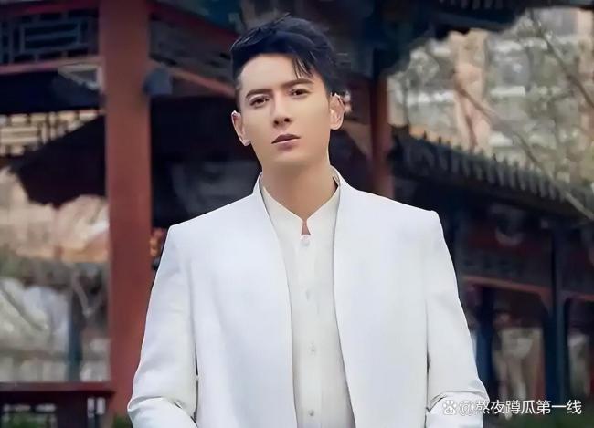 韩栋直播哭诉没戏拍 流量时代下的无奈泪目