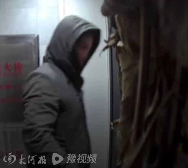 湖南永州女主播被炸傷案開庭 嫌疑人多次報復(fù)行為曝光