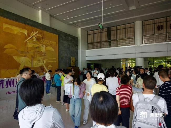 名校“三位一体”笔试在浙江多地开考 学霸迎来新一轮“巅峰对决”