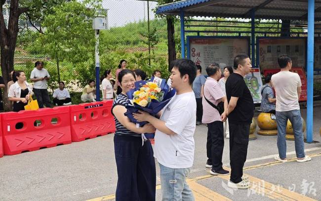 高考已落幕 青春不散場 夢想啟航新征程
