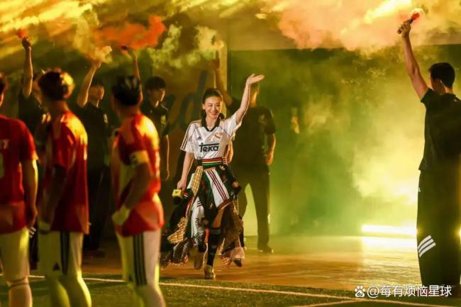 马思纯 球衣天才 夏日高定穿搭天花板