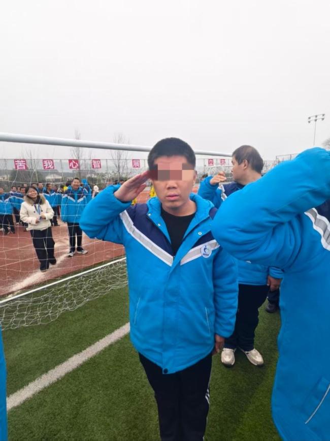 骗儿子进戒网瘾机构母亲称无法道歉 亲情与信任的裂痕