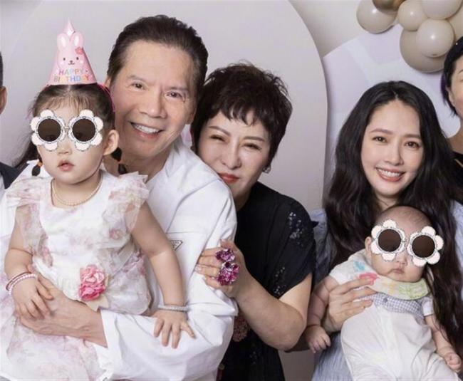 郭碧婷不满向太不陪孙子过生日