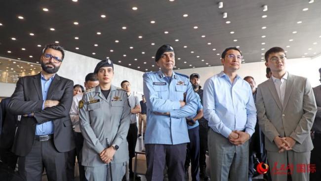 比亚迪向巴基斯坦警方交付电动汽车 推动绿色转型