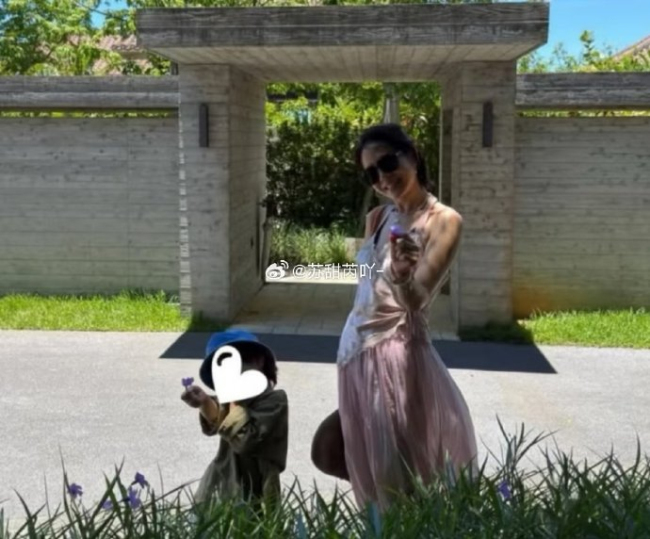孙艺珍晒和玄彬旅行合照 温馨家庭幸福溢屏