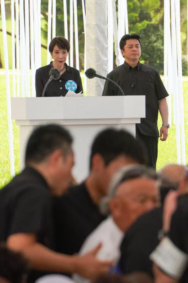高市早苗被民众骂：她正在为战争做准备，冲绳抗议声四起