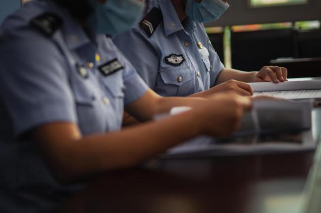 这群女警为何没有一张正脸照片 无名英雄的坚守与奉献