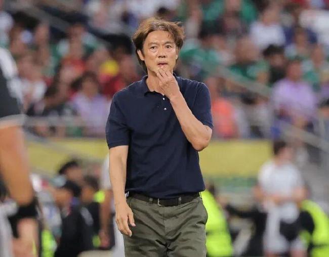 李在明怒批韩国队表现：出局太荒唐 引发政坛热议